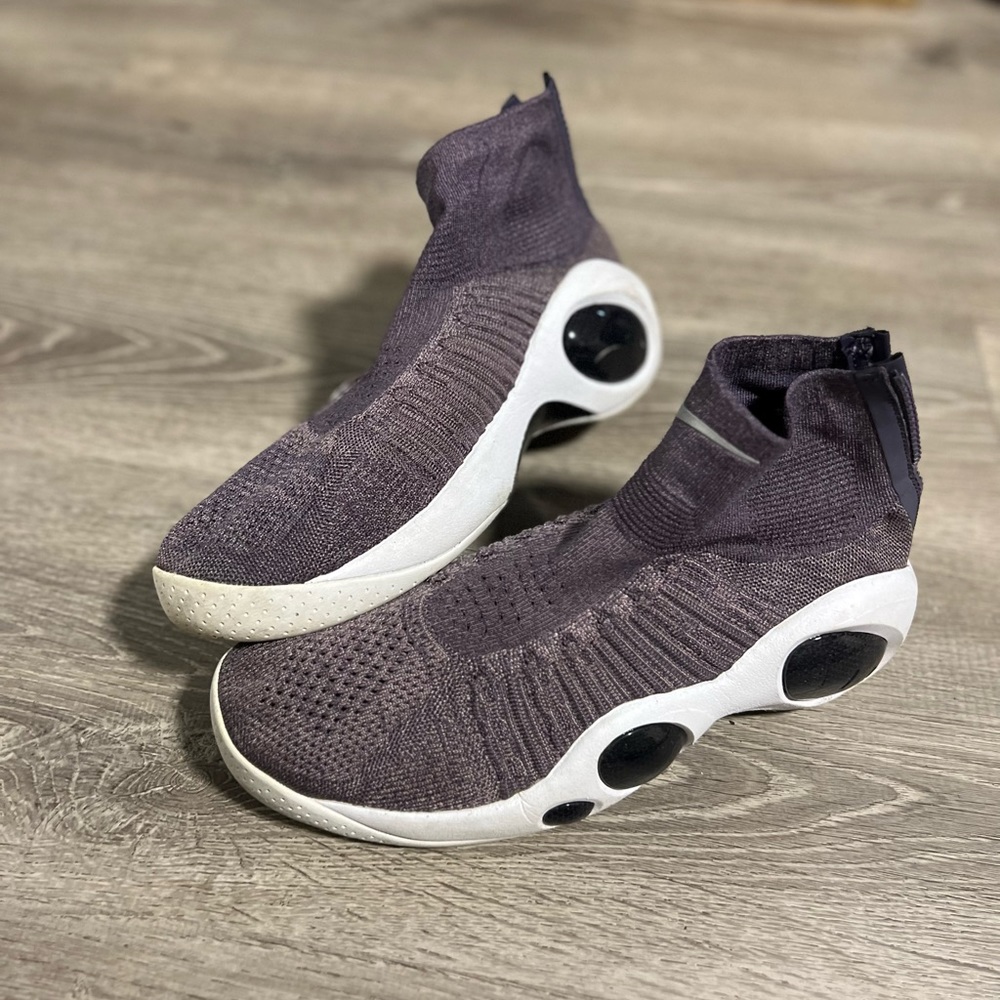 Men’s Nike Flight Bonafide